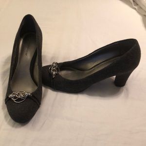 Cute grey heels with silver embellishment at toe. Pre-loved good condition